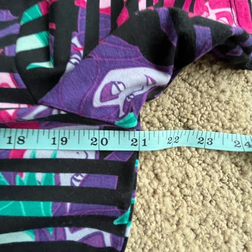 🇺🇸LuLaRoe Disney Maleficent Gigi shirt - Picture 5 of 8